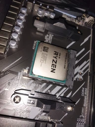 Процесор AMD (AM4) Ryzen 5 5500, Box, 6x3.6 GHz (Turbo Boost 4.2 GHz), L3 16Mb, Cezanne, 7 nm, TDP 65W, розблокований множник, кулер Wraith Stealth (100-100000457BOX) фото від покупців 2
