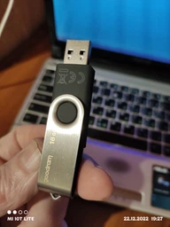 Флеш пам'ять USB Goodram UTS2 32GB USB 2.0 Black (UTS2-0320K0R11) фото від покупців 2
