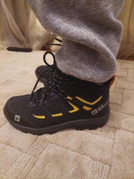 Подростковые зимние ботинки для мальчика Jack Wolfskin Vojo Texapore Mid K 4042181-6361 39 (5.5UK) Черный/Желтый (4060477902531) фото от покупателей 1
