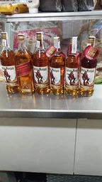 Виски Johnnie Walker Red Label выдержка 4 года 1 л 40% (5000267013602) фото от покупателей 19