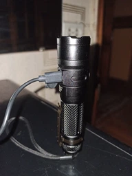 Фонарь Videx 4000Lm 6500K до 200 м дальность света, алюминиевый корпус, с аккумулятором (VLF-A406) фото от покупателей 9