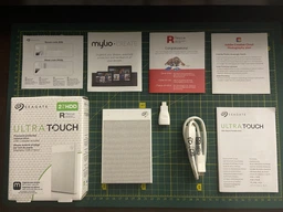 Внешний жесткий диск 2.5" 2TB Seagate (STHH2000402) фото від покупців 4