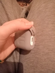 Чехол 2Е для Apple AirPods Pure Color Silicone Imprint 1.5 мм Fuchsia (2E-AIR-PODS-IBSI-1.5-FK) фото от покупателей 11