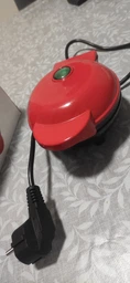 Стильная и портативная, электрическая мини - вафельница Waffle Maker с антипригарным покрытием, красная (SKU-5142) фото от покупателей 1