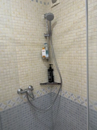 Полка для ванной HANSGROHE AddStoris 41741990 угловая золотая фото от покупателей 3