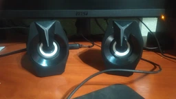Колонки компьютерные MUSIC D.J. K8-5W с разноцветной подсветкой, USB+3.5 mini-Jack Черный фото от покупателей 4