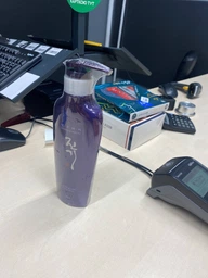 Шампунь для волосся відновлюючий, від випадіння Daeng Gi Meo Ri Vitalizing Shampoo, 7 мл фото від покупців 13