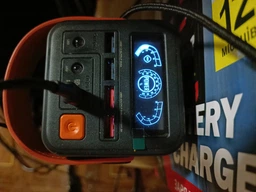 Повербанк O2 Project 60000 mAh 30 wat для ноутбука, телефону. Зарядна станція на 6 портів USB Powerbank з ліхтариком (Black) фото від покупців 1