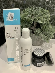Щоденний мікроексфоліант для обличчя Dermagenetic Daily Microexfoliant Мінеральне очищення 80 г (5200122806626)