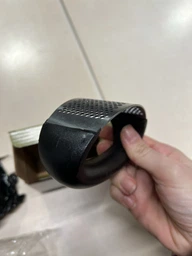 Прес для часнику GARLIC PRESS ручний із нержавіючої сталі подрібнювач металевий з ручкою чорний часникодавка фото від покупців 17