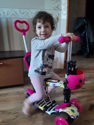 Самокат біговел триколісний Best Scooter з батьківською ручкою підсвічуванням коліс Рожевий абстракція (75009)