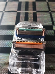 Змінні касети Gillette Fusion 5 ProGlide, (леза) для гоління 4 шт. фото от покупателей 13
