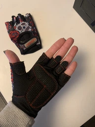 Жіночі рукавички для фітнесу Contraband Pink Label 5237 Sugar Skull Gloves (Рожевий S) фото від покупців 10