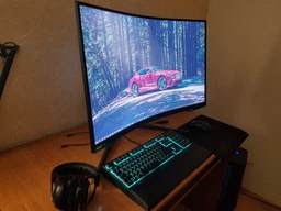 Монитор 31.5" Samsung Odyssey G7 C32G75TQSI (LC32G75TQSIXCI) QLED / HDR600 / 8-Bit + FRC / sRGB 125% / G-SYNC Compatible фото от покупателей 9
