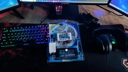 Светодиодная лента с пультом 5 метров 300 LED RGB MOD-5050 Разноцветная фото від покупців 11