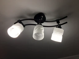 Светодиодная лампа Philips Ecohome LED Bulb 13W E27 4000К (929002299717) фото от покупателей 3