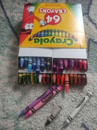 Кольорові воскові олівці Crayola 64 шт фото від покупців 1
