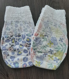 Трусики-Підгузки Huggies Pants 5 Jumbo 12-17 кг для дівчаток 34 шт. (5029053564272) фото від покупців 8