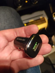 Автомобильное зарядное устройство Defender UCA-91 USB QC3.0 18W (83830) фото от покупателей 2