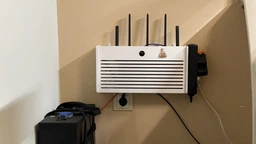 Настенная коробка для роутера Wi-Fi Полка 40*20,5*10 см Белая решетка 2 фото от покупателей 8