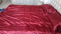 Атласное Бордовое двуспальное постельное белье Moka Textile 175х210см с простіней на резинке и 4 наволочки фото от покупателей 1