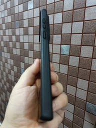 Карбонова накладка Nillkin Camshield (шторка на камеру) Samsung Galaxy S23 Ultra Чорний / Black фото від покупців 5