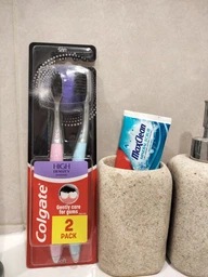Зубная щетка Colgate High Density древесный уголь мягкая 2 шт (8718951369153) фото от покупателей 7