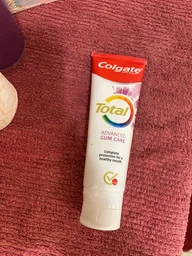 Зубна паста Colgate Тотал Професійний догляд за яснами 75 мл (8718951482074) фото від покупців 2