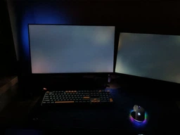 Монитор 27" Asus ROG Strix XG27AQ HDR Gaming Monitor (90LM06U0-B01370) фото от покупателей 7