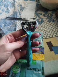 Одноразові станки Wilkinson Sword Xtreme 3 Sensitive 4+2 шт (4027800010707) фото від покупців 1