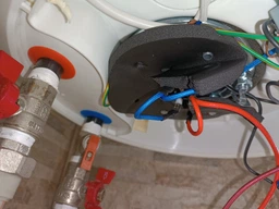 Бойлер Electrolux EWH 80 DRYver