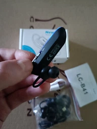Гарнітура Bluetooth New Bee LC-B41 Black без чохла фото від покупців 6