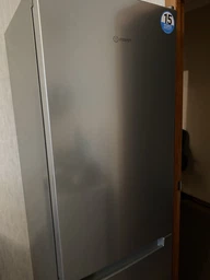 Холодильник с нижней морозильной камерой Indesit INFC8TI21X0, 2 двери, 231л, 104л, A+, NF, Нержавеющая сталь (INFC8TI21X0) фото от покупателей 11