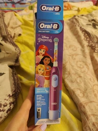 Oral b Braun Kids насадки для электрической детской зубной щетки на зубную щетку орал би браун Dental Man EB 10 сменные разноцветные мягкая щетина универсальные насадка детская мягкая набор 4 шт для зубов десен и межзубных промежутков на орал б фото от покупателей 3