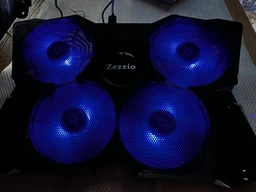 Охлаждающая подставка для ноутбука Zezzio ZLP-B4 Black (ZLP-B4) фото от покупателей 3