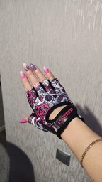 Жіночі рукавички для фітнесу Contraband Pink Label 5237 Sugar Skull Gloves (Рожевий S) фото від покупців 5