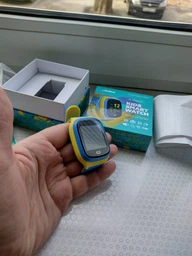 Дитячий смарт-годинник Gelius GPS/4G IP67 GP-PK006 Ukraine Blue/Yellow фото від покупців 1