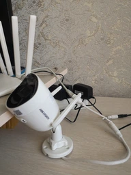 IP-відеокамера з Wi-Fi 2 Мп Hikvision DS-2CV2021G2-IDW(D) (2.8 мм) з вбудованим мікрофоном для системи відеонагляду