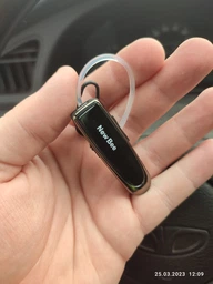 Гарнітура Bluetooth New Bee LC-B41 Black без чохла фото від покупців 3