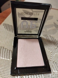 Хайлайтер - Maxi Color Make Up Artist Highlighter 01 (8g) (978308-1259481-2) фото от покупателей 1