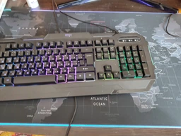 Игровая поверхность с подсветкой 300х800х4мм INTEKO RGB КАРТА МИРА