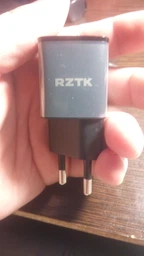 Зарядний пристрій RZTK Charger PD 20W Type-C Black фото від покупців 17