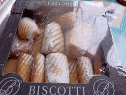 Печенье сдобное песочно-отсадное Biscotti Тутти-фрутти 550 г (4820216120332) фото от покупателей 1