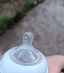 Силиконовая соска Philips Avent Natural 3+ мес 2 шт (SCF043/27) (8710103873969)