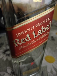 Виски Johnnie Walker Red Label выдержка 4 года 1 л 40% (5000267013602) фото от покупателей 11