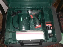 Аккумуляторная дрель-шуруповерт Metabo PowerMaxx BS Basic (600080500) + 2 АКБ Li-Power + ЗУ LC 24 + Кофр фото от покупателей 6