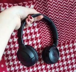 Навушники JBL T500 BT (JBLT500BTBLK) Black фото від покупців 7