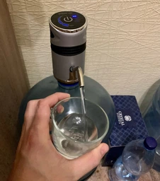 Автоматический элекстрический диспенсер помпа для питьевой воды в куллер Automatic Water Dispenser фото от покупателей 18