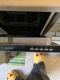 Вбудована посудомийна машина PYRAMIDA DWP 4510