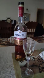 Спиртный напиток Aznauri Wild Cherry 0.5 л 30% (4820189294757A)